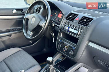 Хетчбек Volkswagen Golf 2007 в Вінниці