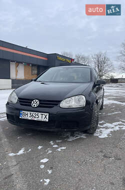 Хетчбек Volkswagen Golf 2004 в Харкові