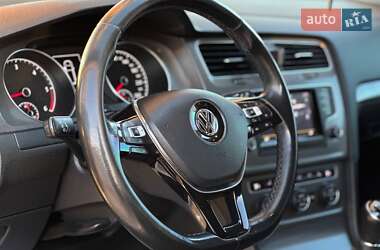 Універсал Volkswagen Golf 2013 в Києві