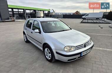 Хэтчбек Volkswagen Golf 2002 в Каменец-Подольском