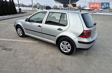 Хэтчбек Volkswagen Golf 2002 в Каменец-Подольском