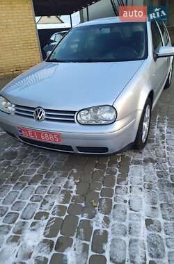 Хетчбек Volkswagen Golf 2003 в Луцьку