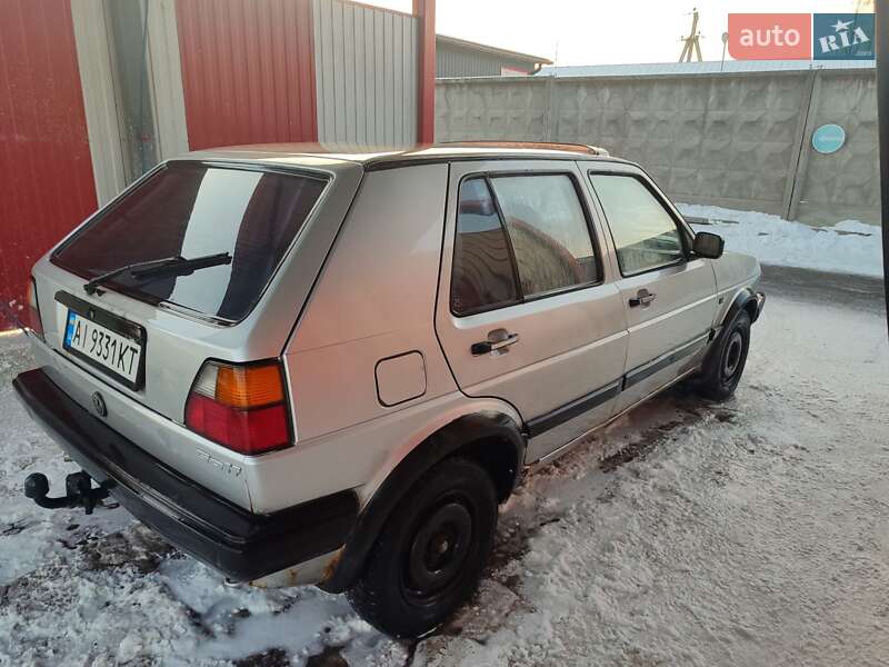 Хэтчбек Volkswagen Golf 1988 в Вышгороде