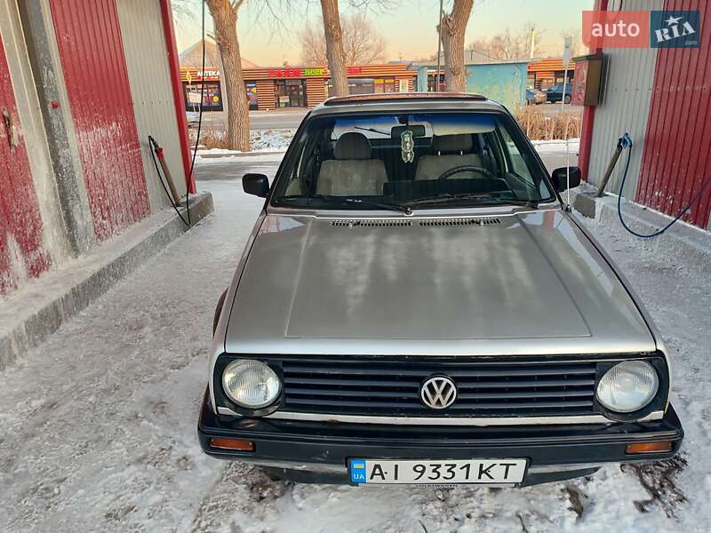 Хэтчбек Volkswagen Golf 1988 в Вышгороде