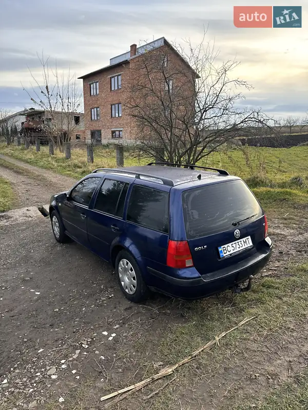 Универсал Volkswagen Golf 2004 в 
