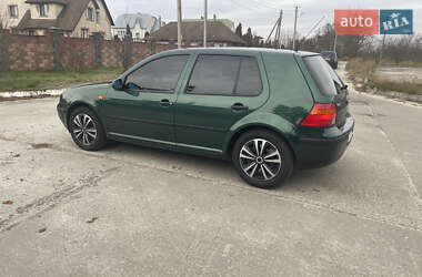 Хетчбек Volkswagen Golf 1999 в Вараші