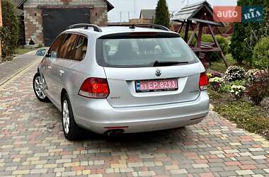 Універсал Volkswagen Golf 2010 в Володимирці