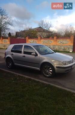Хэтчбек Volkswagen Golf 2000 в Киеве