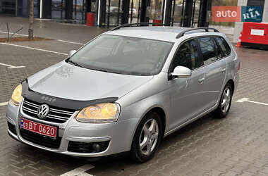 Универсал Volkswagen Golf 2009 в Ровно