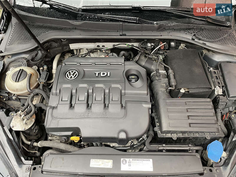 Универсал Volkswagen Golf 2015 в Мукачево