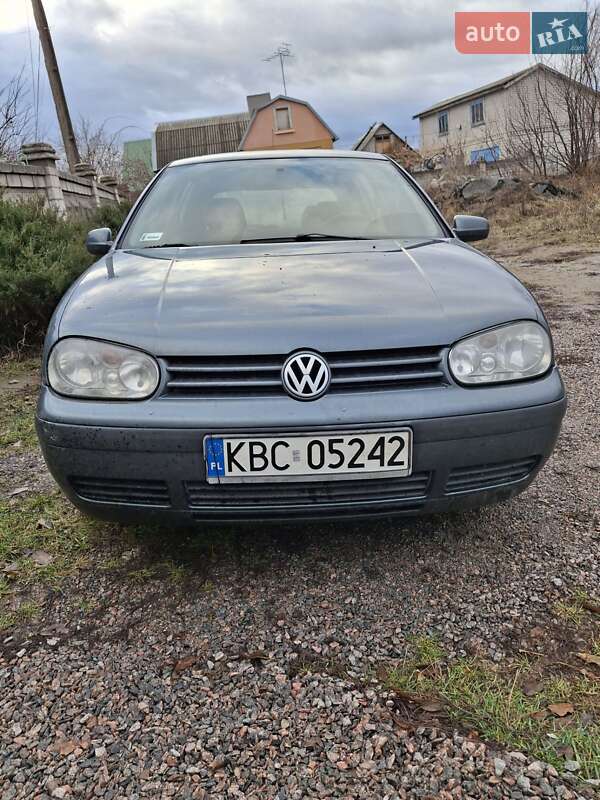 Хэтчбек Volkswagen Golf 1999 в Кременчуге