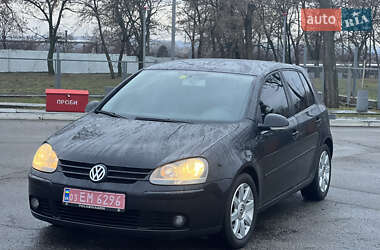 Хэтчбек Volkswagen Golf 2004 в Днепре