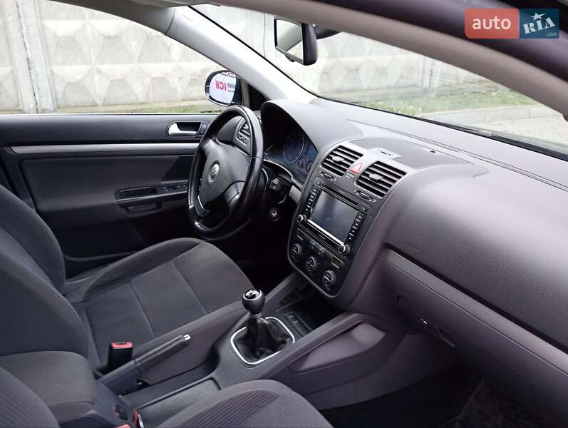 Универсал Volkswagen Golf 2007 в Новой Ушице