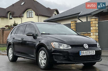 Универсал Volkswagen Golf 2015 в Киеве