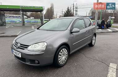 Хэтчбек Volkswagen Golf 2006 в Виннице