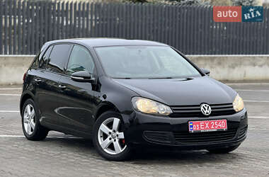 Хетчбек Volkswagen Golf 2009 в Луцьку