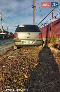 Хетчбек Volkswagen Golf 2002 в Балті