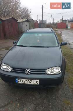 Універсал Volkswagen Golf 2001 в Чернігові