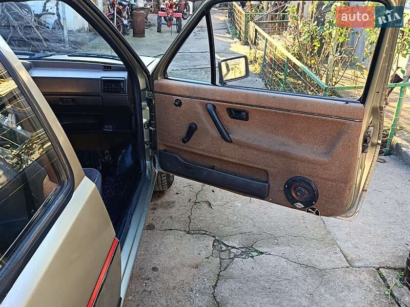 Хетчбек Volkswagen Golf 1985 в Ізмаїлі