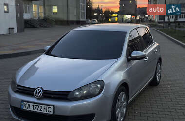 Хетчбек Volkswagen Golf 2010 в Звягелі