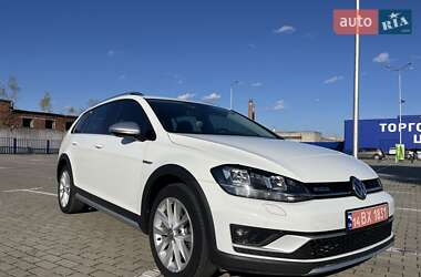 Універсал Volkswagen Golf 2019 в Тернополі