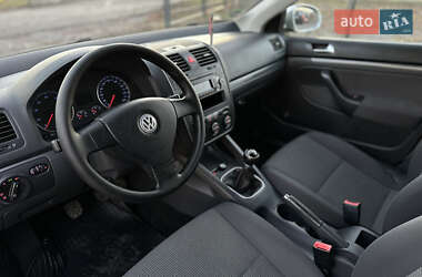 Універсал Volkswagen Golf 2009 в Вінниці