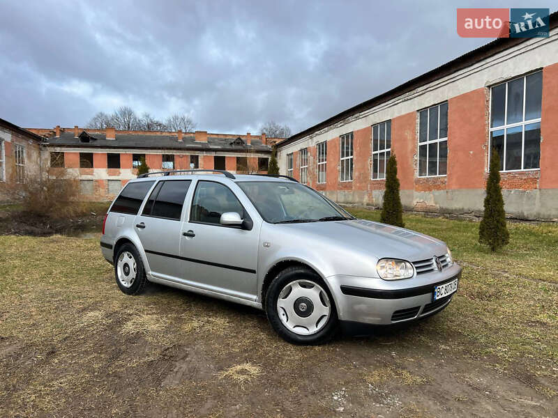 Универсал Volkswagen Golf 2001 в Дрогобыче