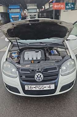 Хетчбек Volkswagen Golf 2008 в Одесі