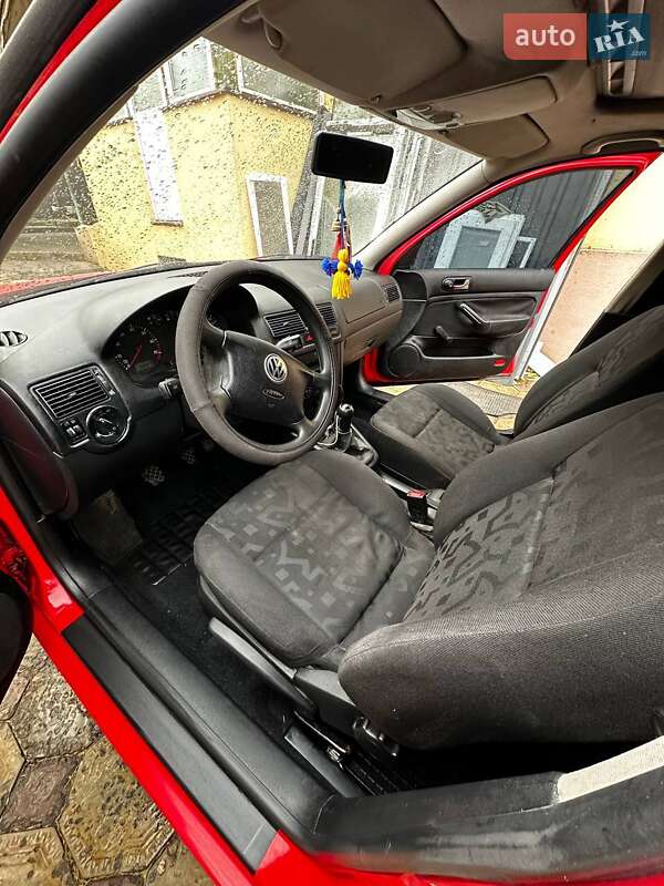 Хетчбек Volkswagen Golf 1999 в Харкові