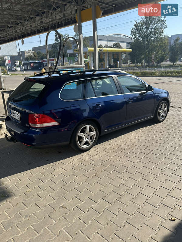 Универсал Volkswagen Golf 2009 в Броварах