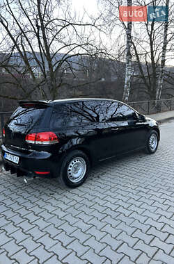 Хэтчбек Volkswagen Golf 2009 в Косове