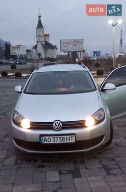 Універсал Volkswagen Golf 2011 в Хусті