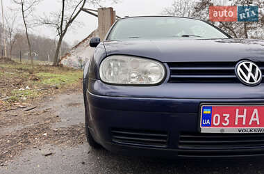 Хетчбек Volkswagen Golf 2001 в Полтаві