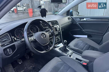 Хетчбек Volkswagen Golf 2013 в Сумах