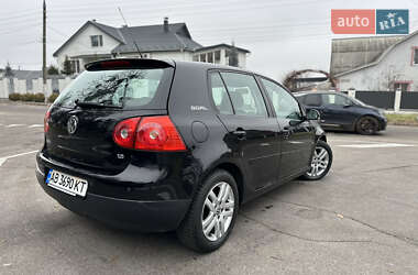 Хетчбек Volkswagen Golf 2006 в Вінниці