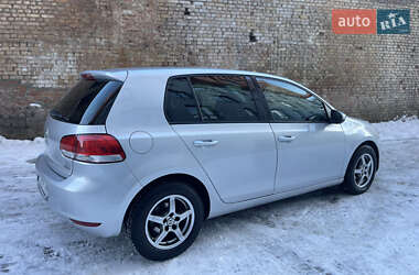 Хетчбек Volkswagen Golf 2010 в Львові