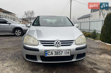 Хетчбек Volkswagen Golf 2005 в Черкасах