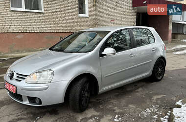 Хэтчбек Volkswagen Golf 2008 в Луцке