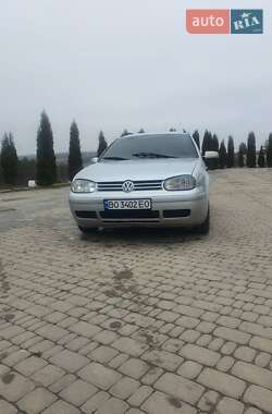 Універсал Volkswagen Golf 2001 в Бучачі