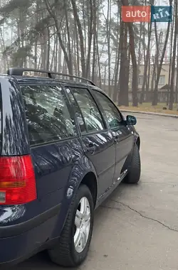 Volkswagen Golf 2001