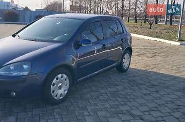 Хетчбек Volkswagen Golf 2004 в Миколаєві