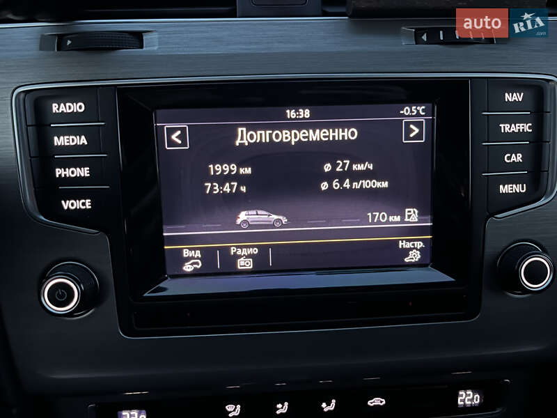Хетчбек Volkswagen Golf 2014 в Чернівцях