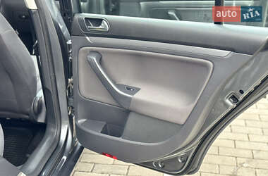Универсал Volkswagen Golf 2008 в 