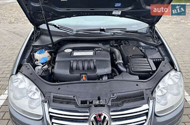 Универсал Volkswagen Golf 2008 в 