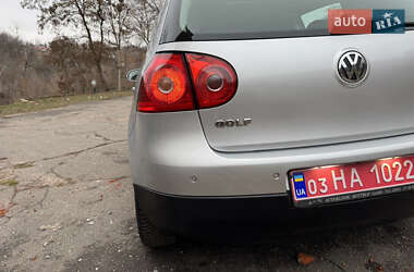 Хэтчбек Volkswagen Golf 2006 в Полтаве