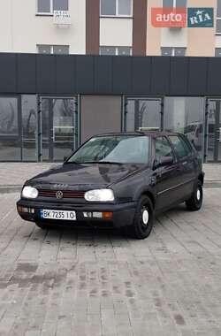 Хетчбек Volkswagen Golf 1993 в Рівному