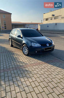 Хетчбек Volkswagen Golf 2008 в Ужгороді