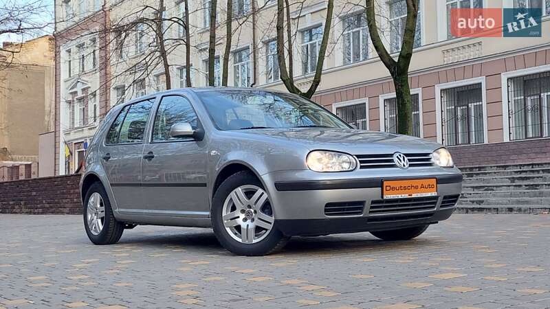 Volkswagen Golf 2003