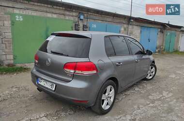 Хэтчбек Volkswagen Golf 2012 в Запорожье