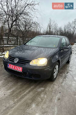 Хетчбек Volkswagen Golf 2005 в Кременці